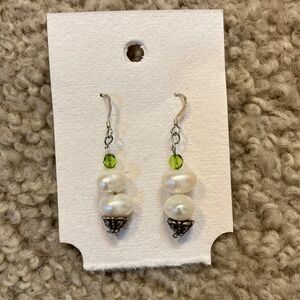 Freshwater pearl sterling silver earrings like new